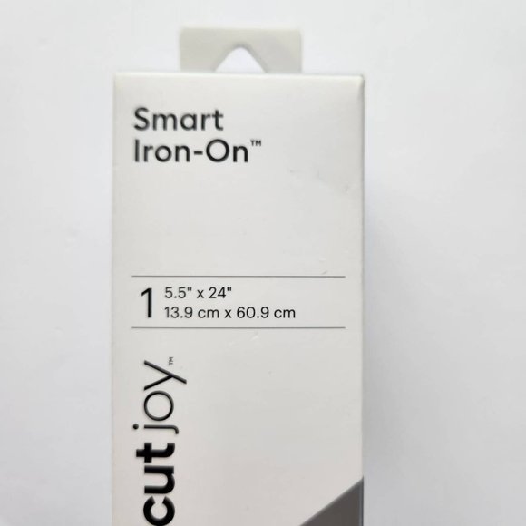Cricut Joy Smart Iron-On Roll - 5.5" x 24" - Matte Silver StrongBond - Picture 2 of 7